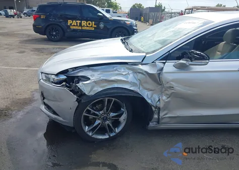 2014 Ford Fusion Titanium z USA, uszkodzony, nr VIN 3FA6P0K96ER307056